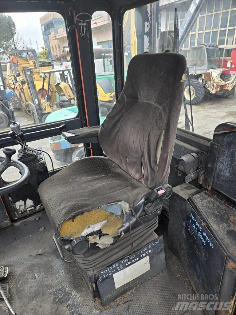 Kalmar 12-1200 Diesel Trucker