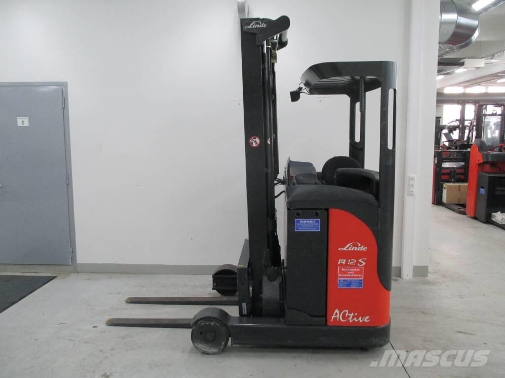 Linde R 12 Skyvemasttruck