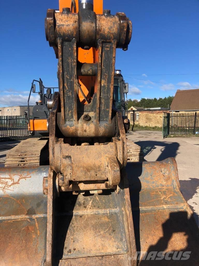 Doosan DX 300 LC Beltegraver