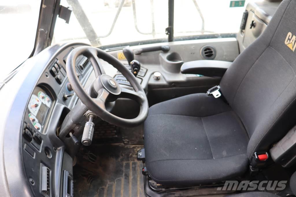 CAT 730 Rammestyrte Dumpere