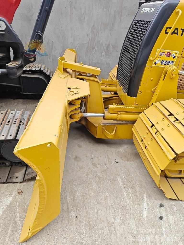 CAT D 5 K Dozere Beltegående