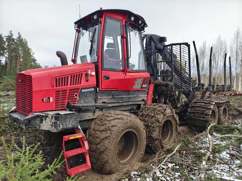 Komatsu 845 Lassbærere