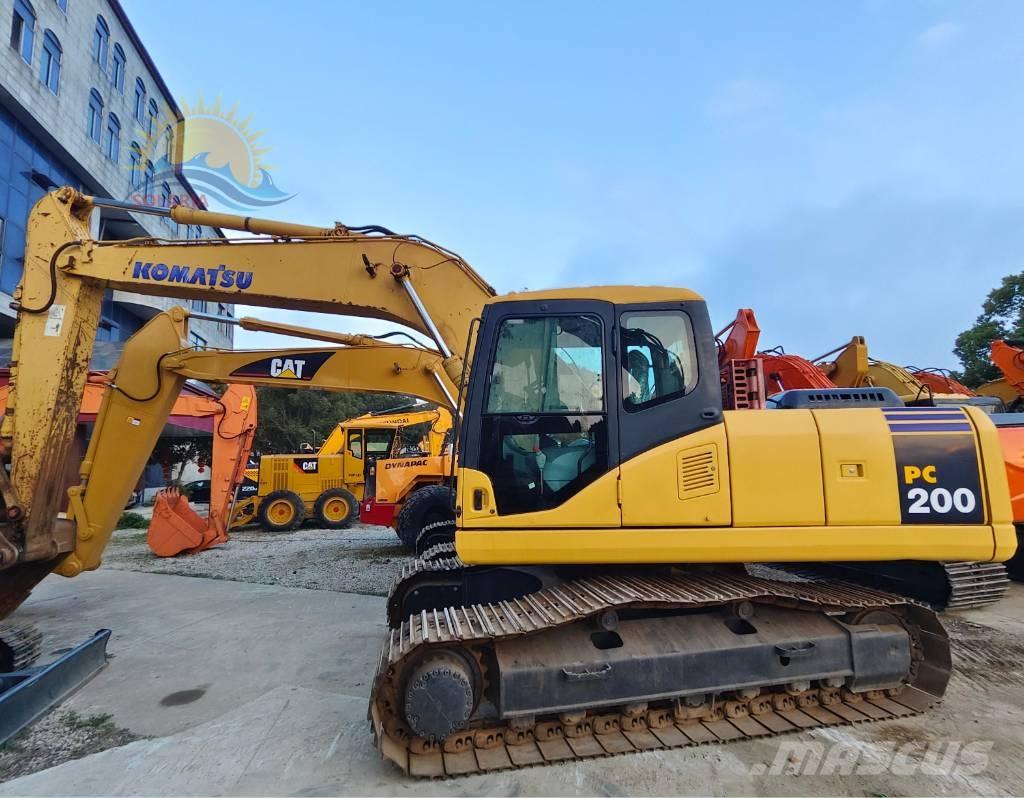 Komatsu PC 200-7 Beltegraver