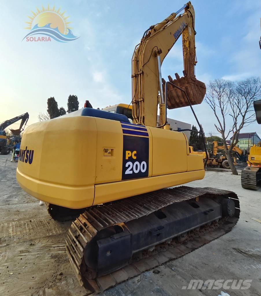 Komatsu PC 200-7 Beltegraver