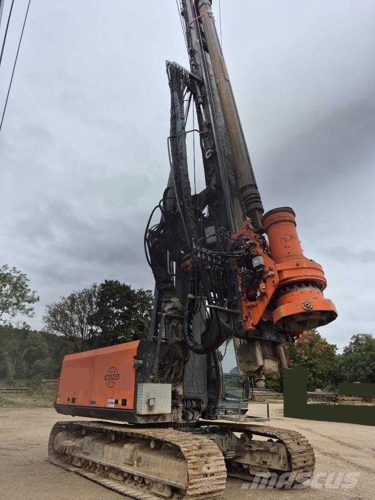 Delmag RH 18 - 200 Store borerigger