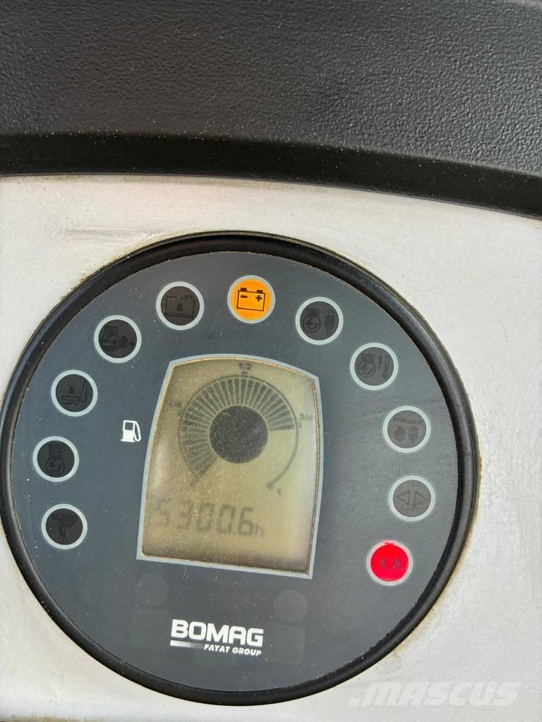 Bomag BW 216PDH4 Hjullaster til komprimering