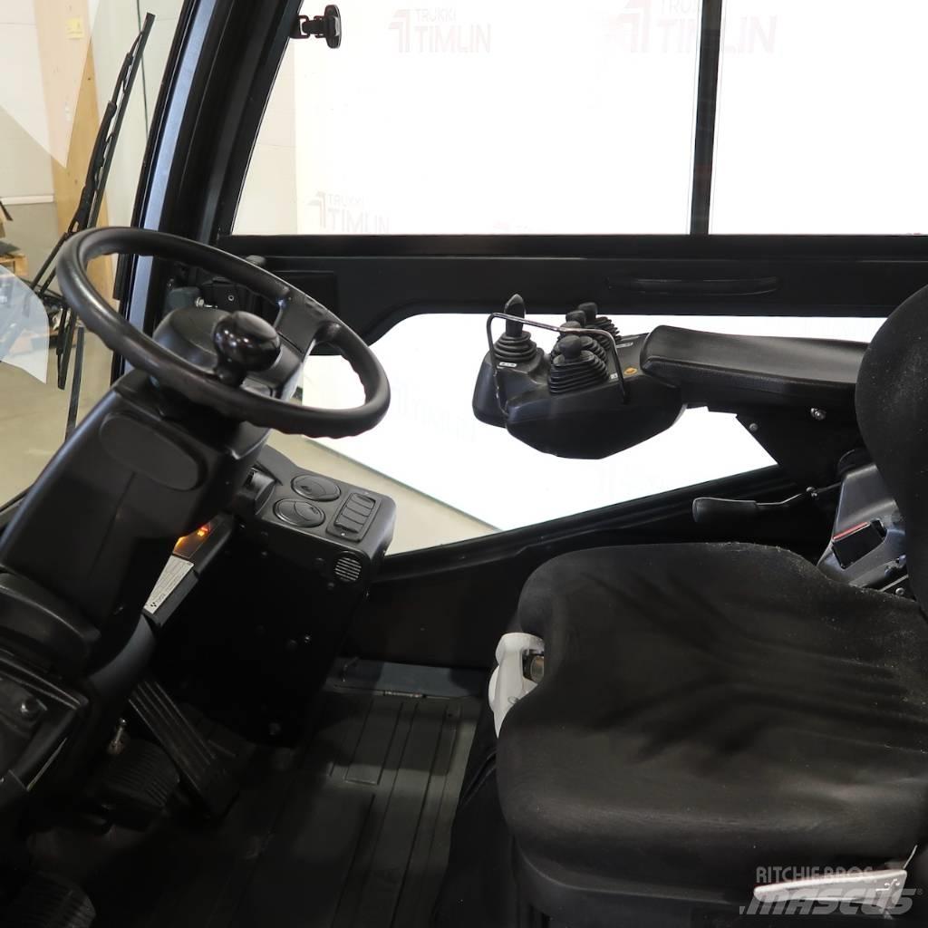 Toyota 40-8FD50N Diesel Trucker