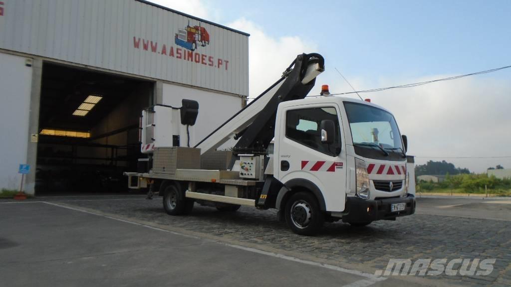 Renault Maxity Bilmontert lift