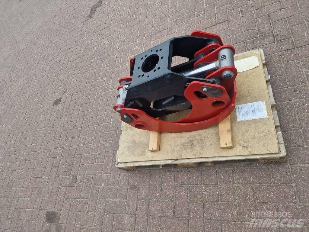 Farmi Forest C25 Knuckleboom lastere