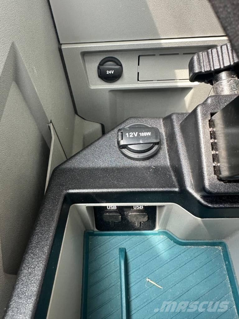 Volvo EC 220 EL Beltegraver