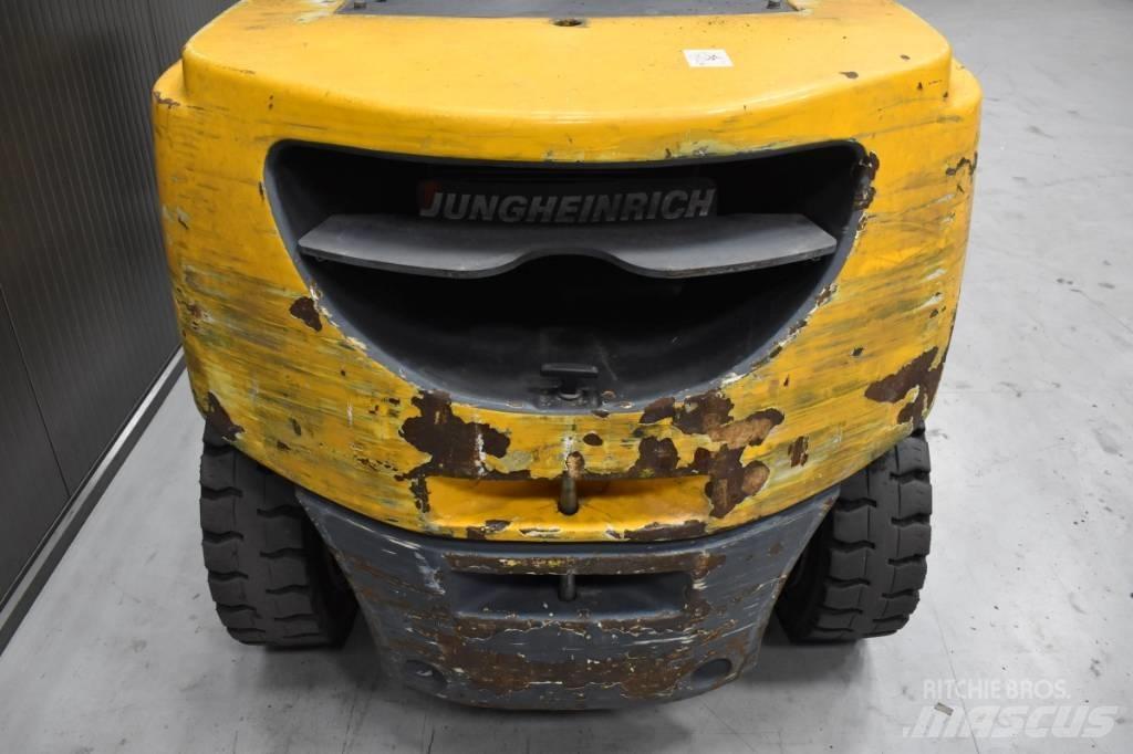 Jungheinrich DFG 550 Diesel Trucker