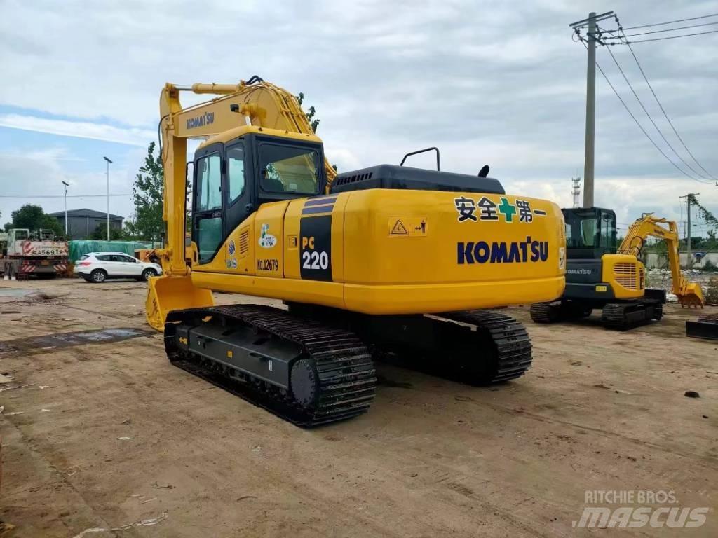 Komatsu PC 220 Beltegraver