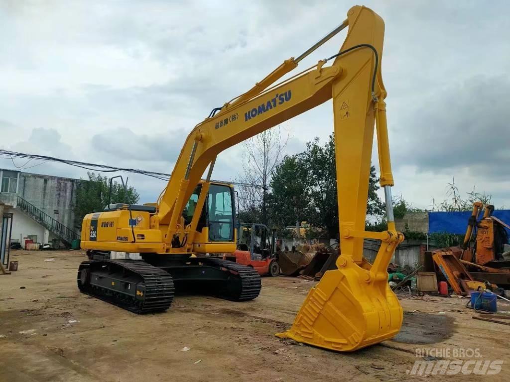 Komatsu PC 220 Beltegraver