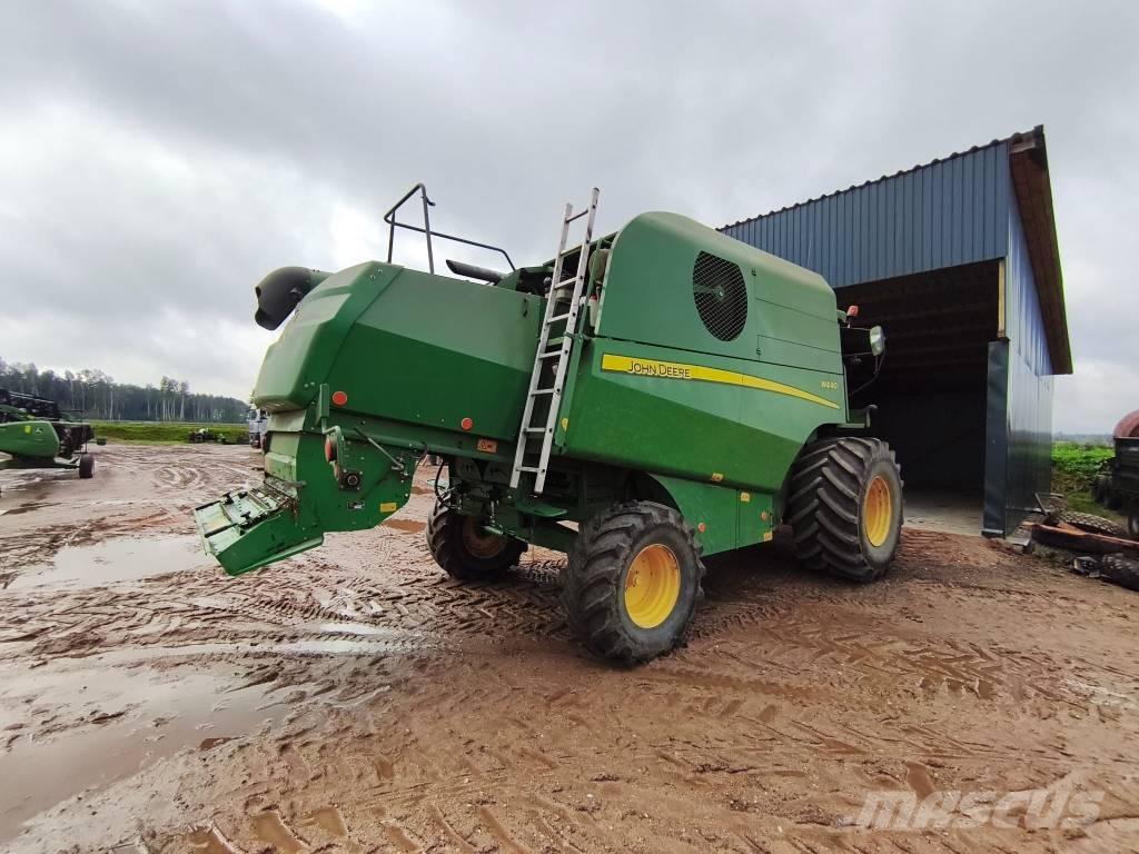 John Deere W 440 Skurtreskere
