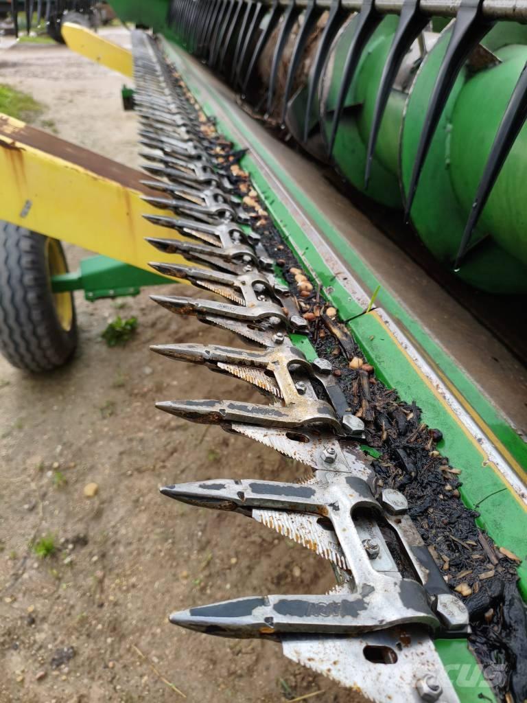 John Deere W 440 Skurtreskere