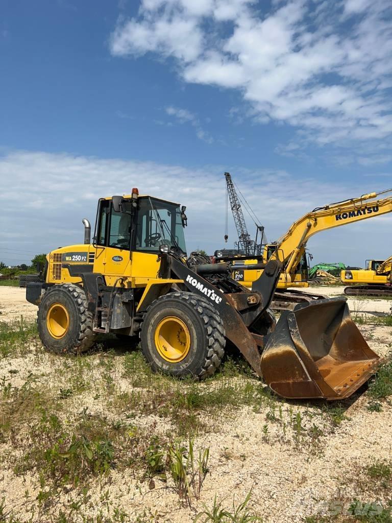 Komatsu WA 250 PZ-6 Hjullastere