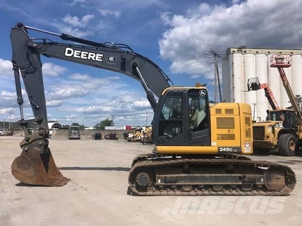 DEERE 245G LC Beltegraver