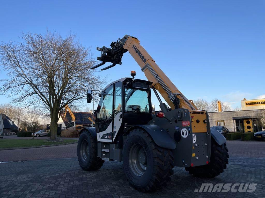 Liebherr T41-7 Teleskoplastere