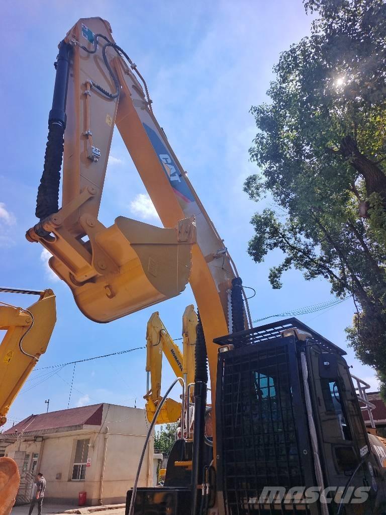 CAT 320D Beltegraver