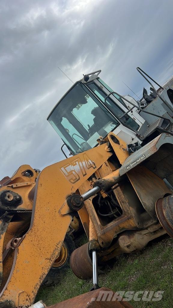 Liebherr L 574 Førerhus og Interiør