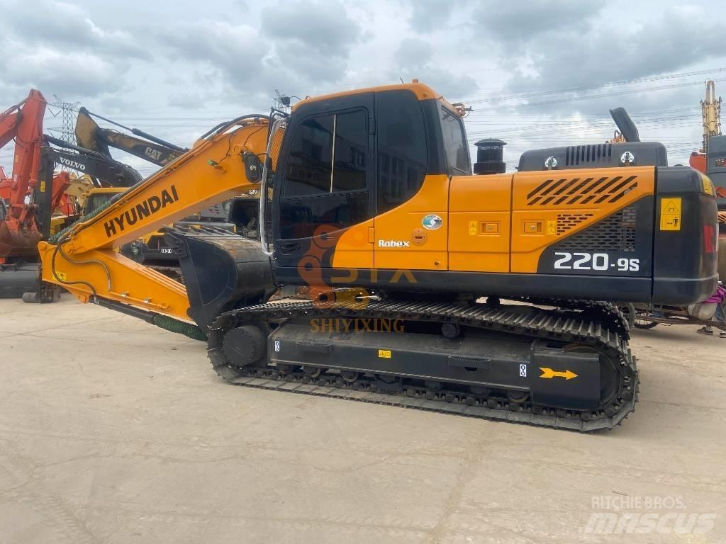 Hyundai 220-9 Beltegraver