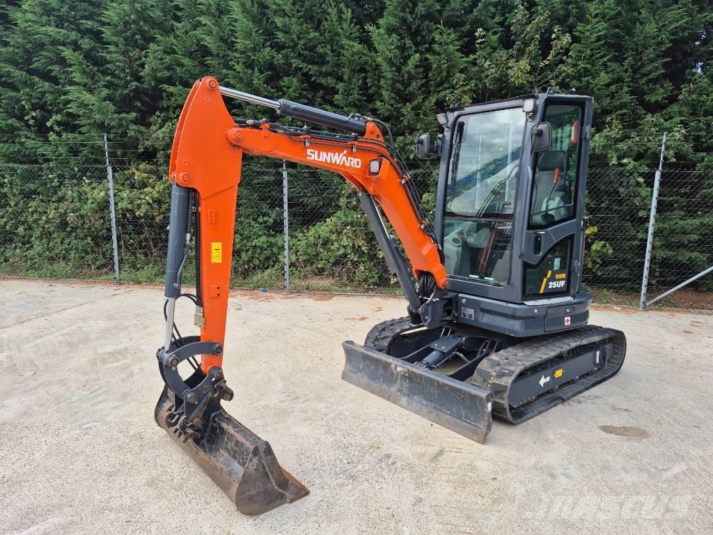 Sunward SWE 25 UF Minigravere <7t