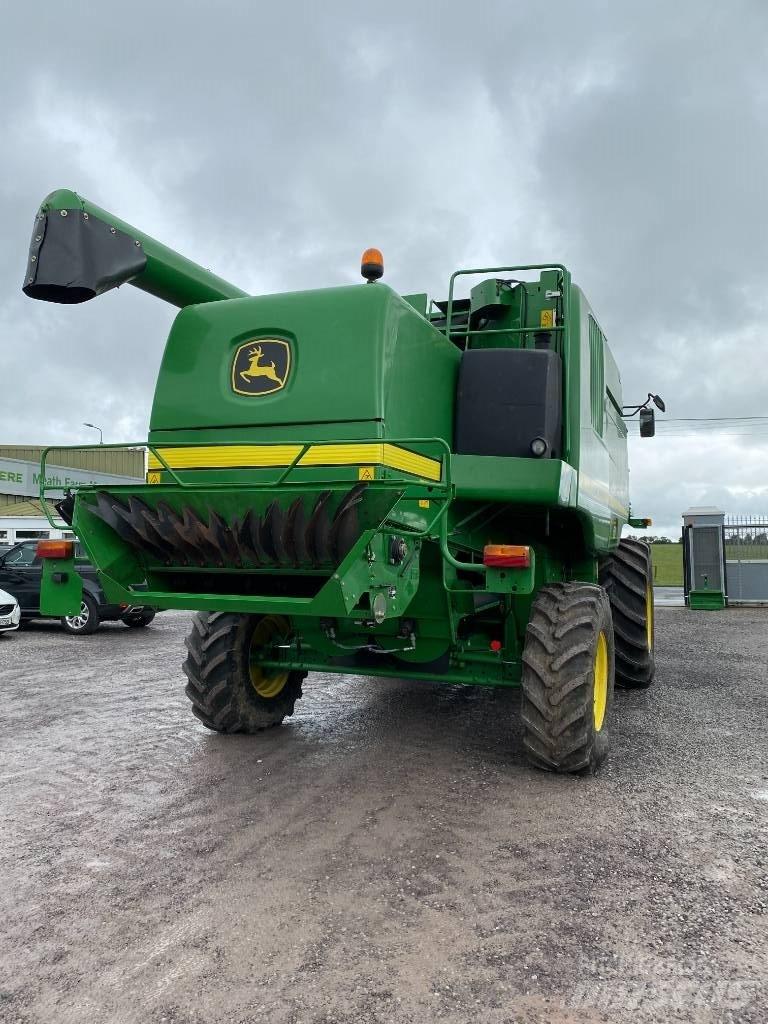 John Deere T 560 Skurtreskere