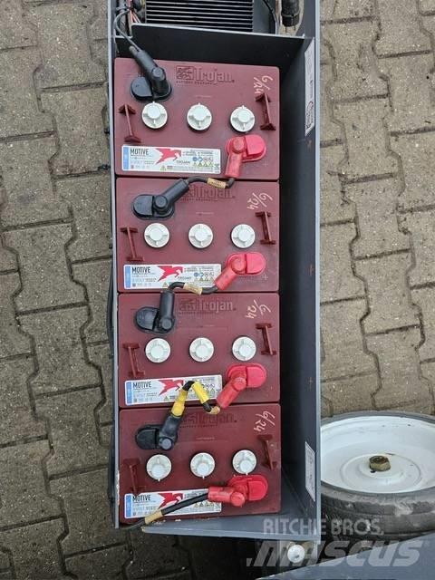 SkyJack SJ III 4632 Sakselifter