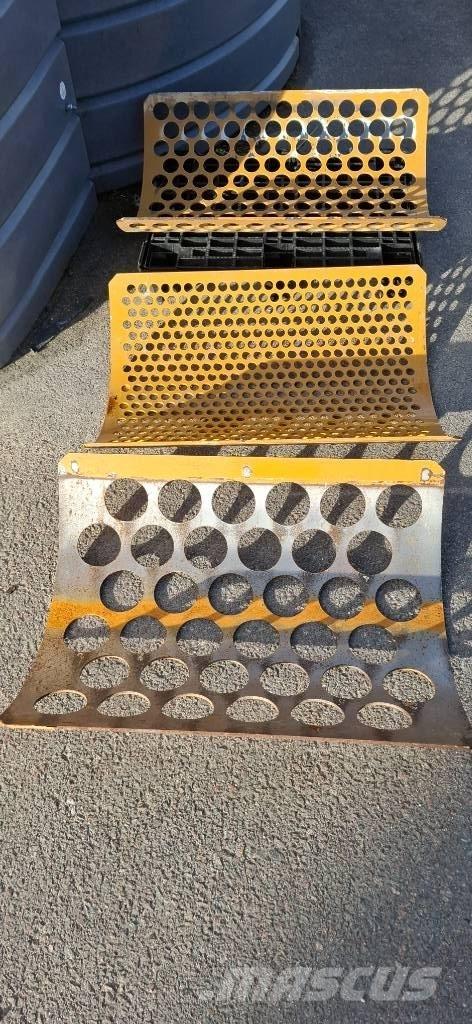 Haybuster H-835 Rundballerivere, -kuttere og -utpakkere