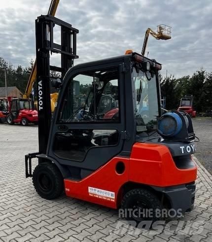 Toyota 02-8 FG F 25 Propan trucker