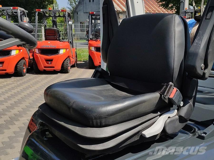 Nissan U1D2A25LH Propan trucker