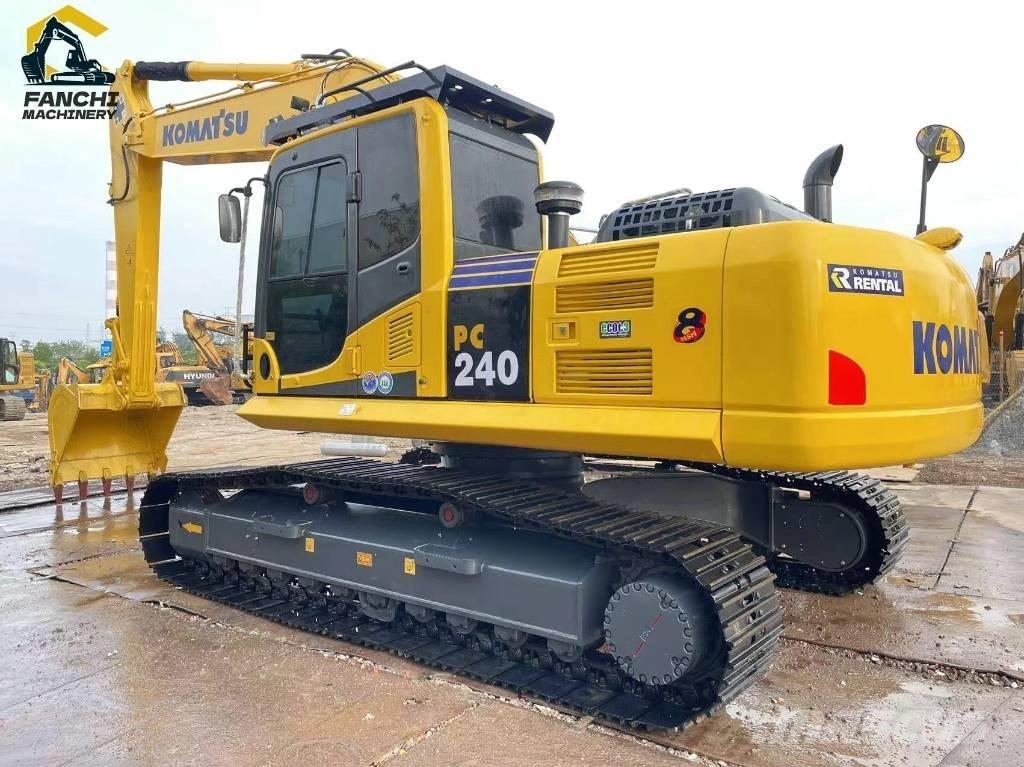 Komatsu PC240 Beltegraver