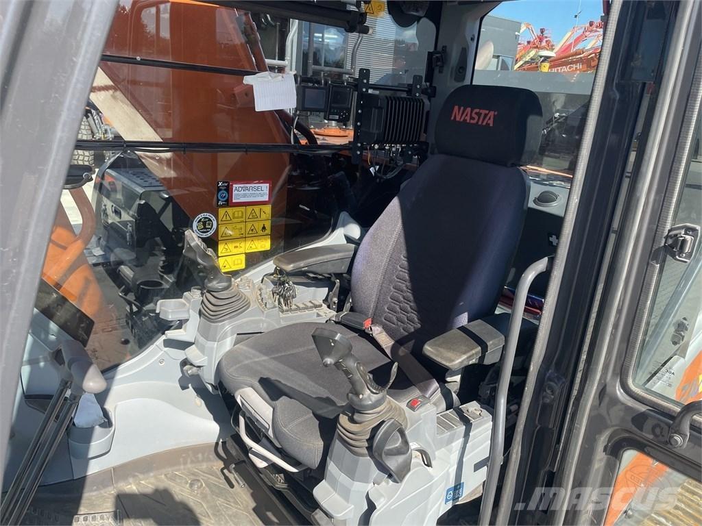 Hitachi ZX 300 LC-7 Beltegraver