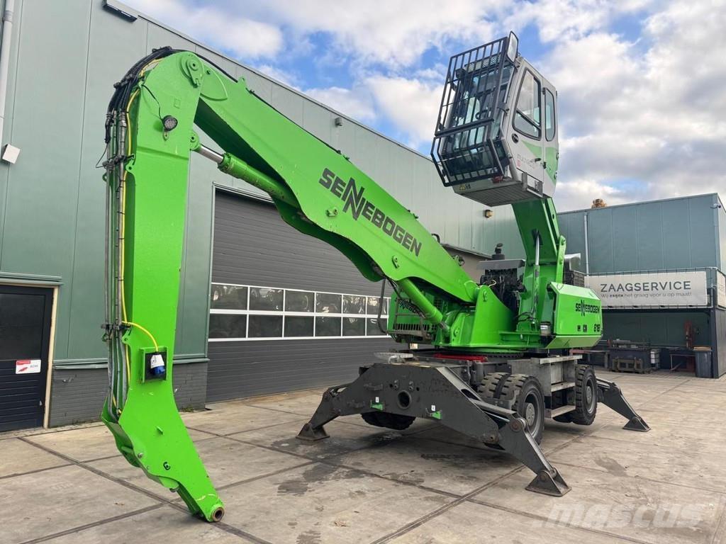 Sennebogen 818M Gravemaskiner for avfallshåndtering