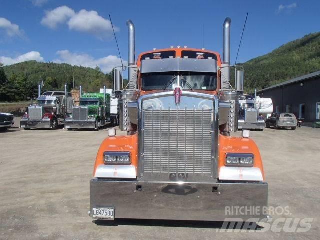 Kenworth W 900 L Trekkvogner