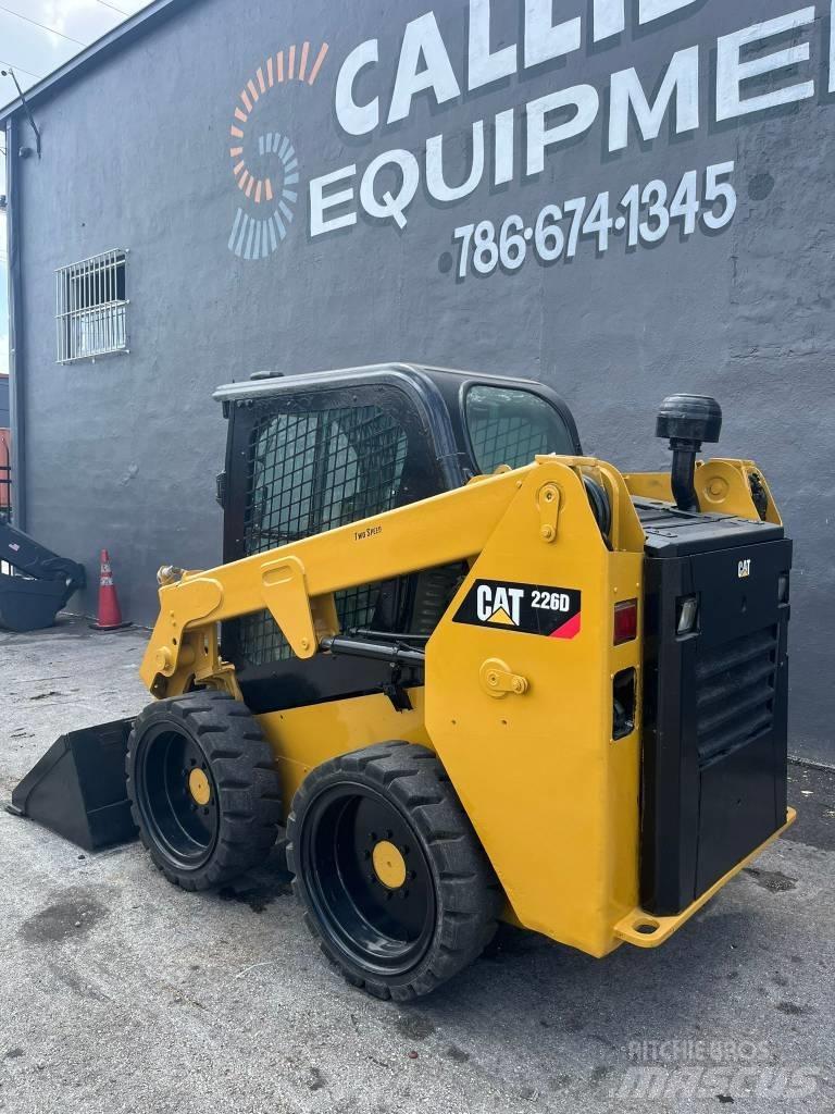 CAT 226 D Kompaktlastere