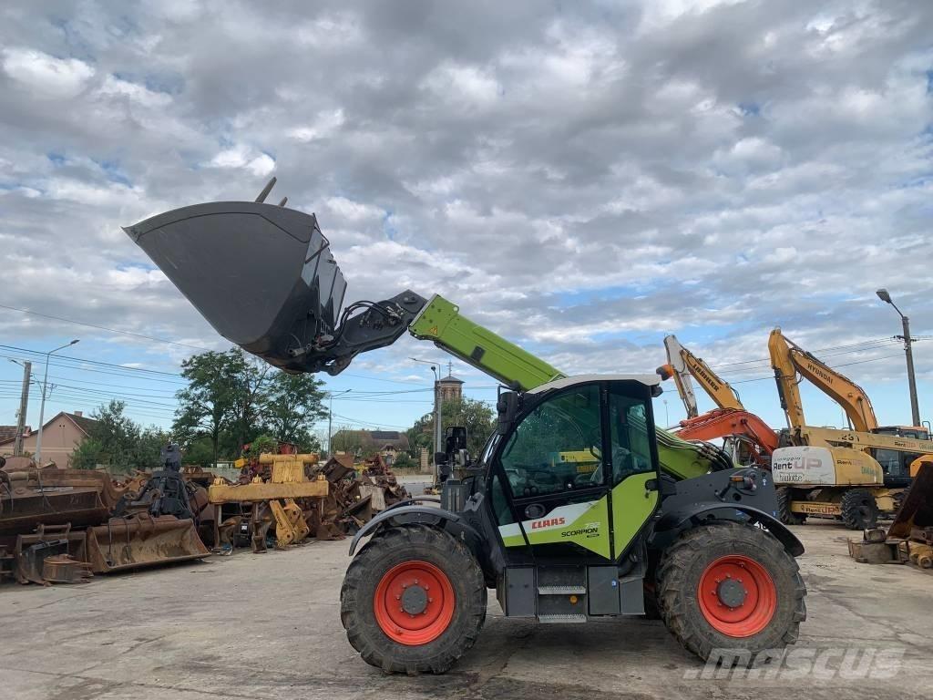 CLAAS Scorpion 732 Teleskoplastere for Landbruk
