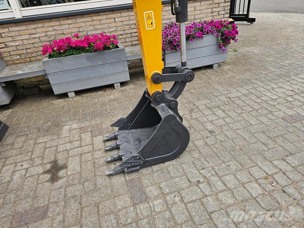 XCMG XE27U Minigravere <7t