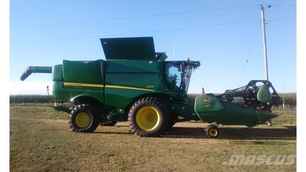 John Deere S 670 Skurtreskere