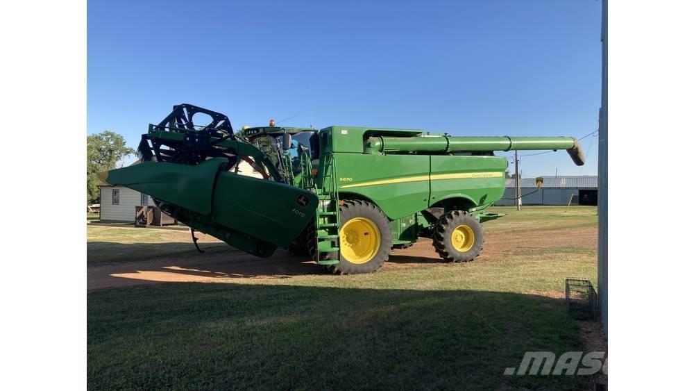 John Deere S 670 Skurtreskere