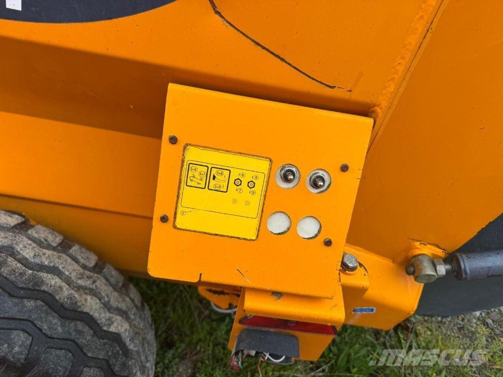 Lucas Castor+ 30R Rundballerivere, -kuttere og -utpakkere