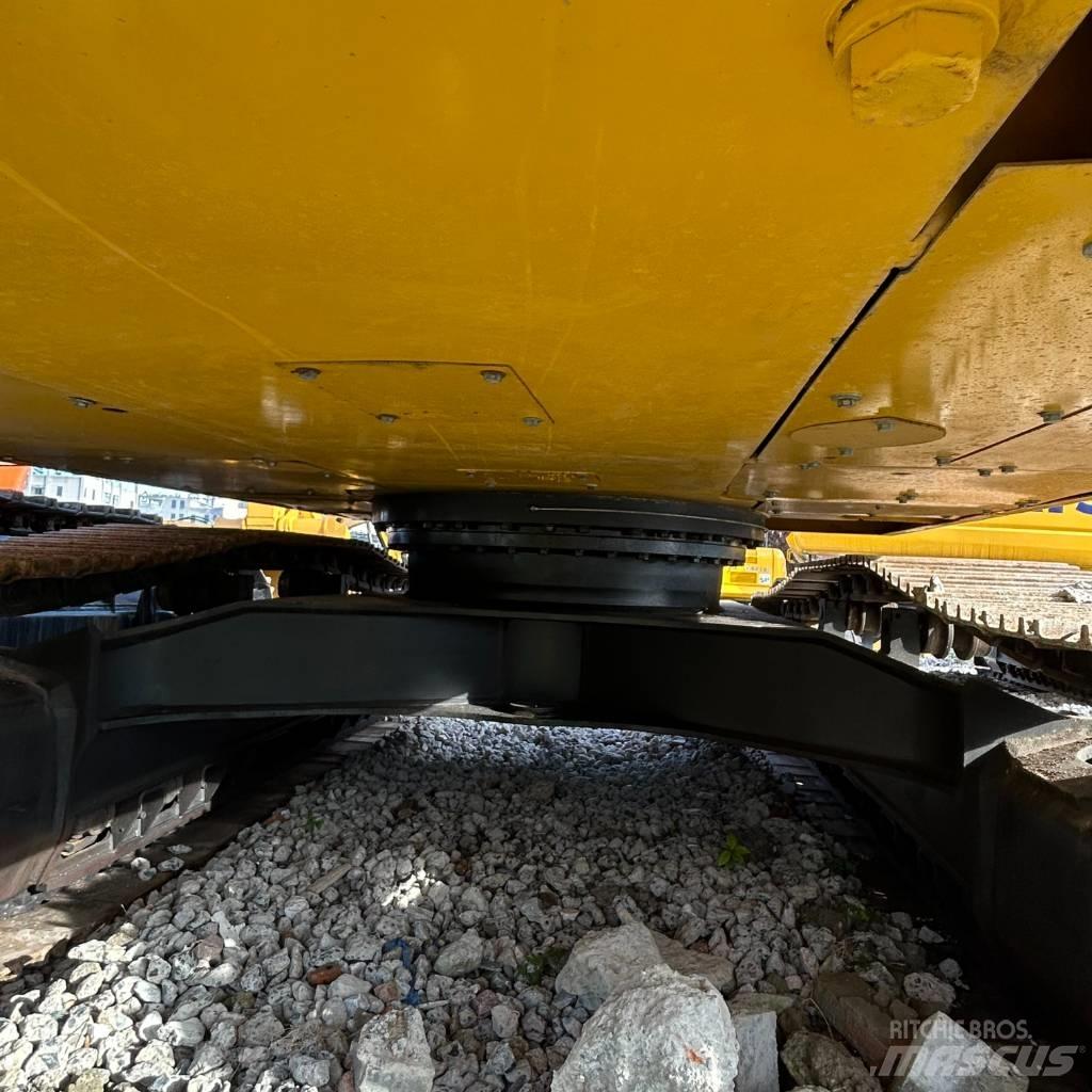Komatsu 350-7 Beltegraver