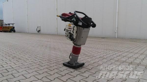 Dynapac DR6X Stampere