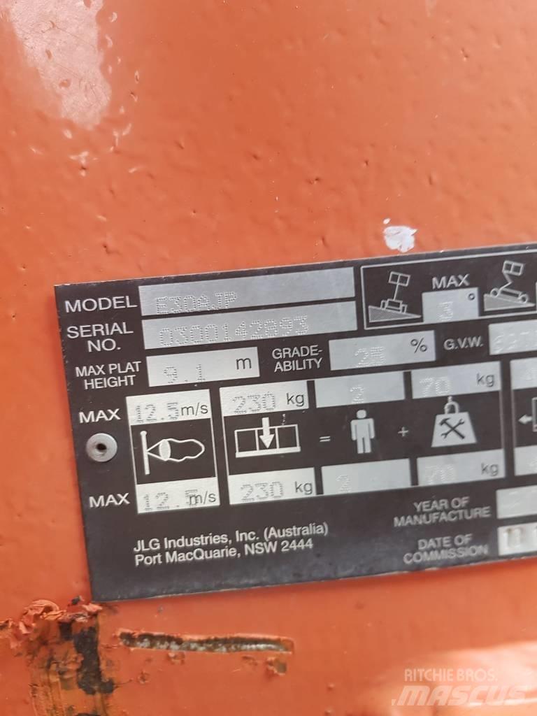 JLG E300 AJP Leddede bomlifter