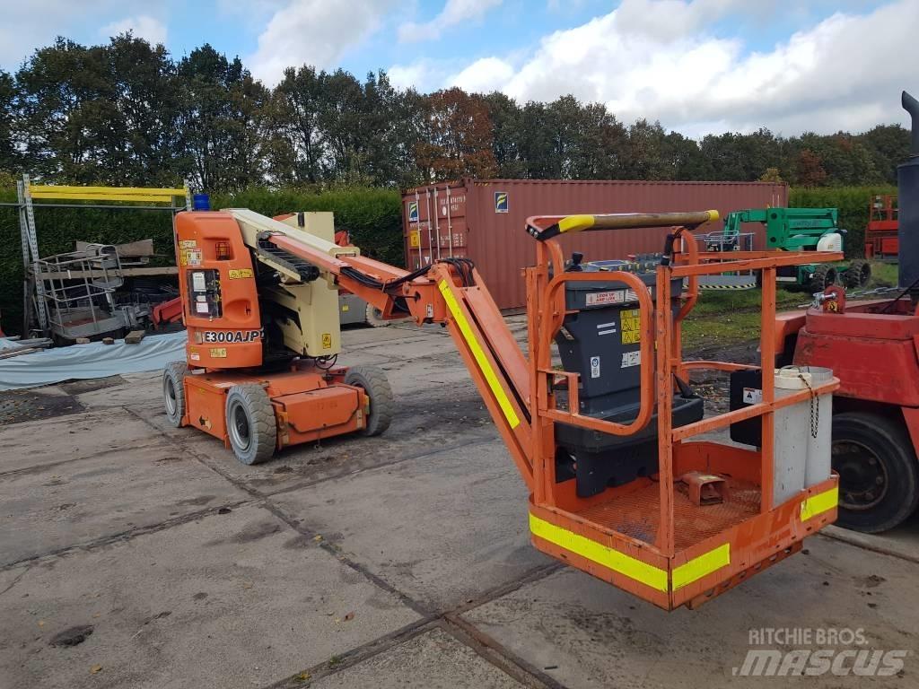 JLG E300 AJP Leddede bomlifter