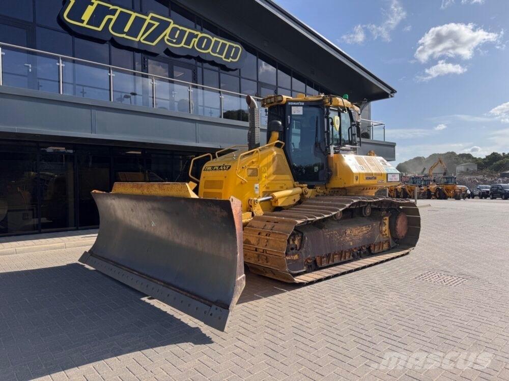Komatsu D71 PXi-24EO Dozere Beltegående