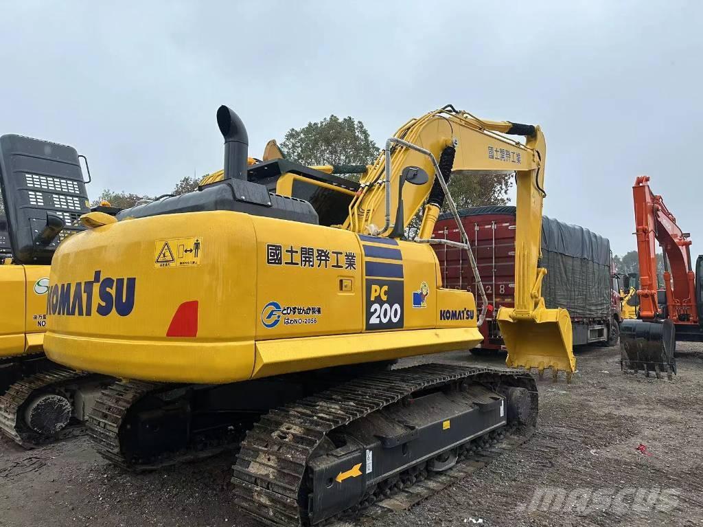 Komatsu PC 200 Beltegraver