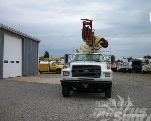Altec D2050TR Bilmontert lift