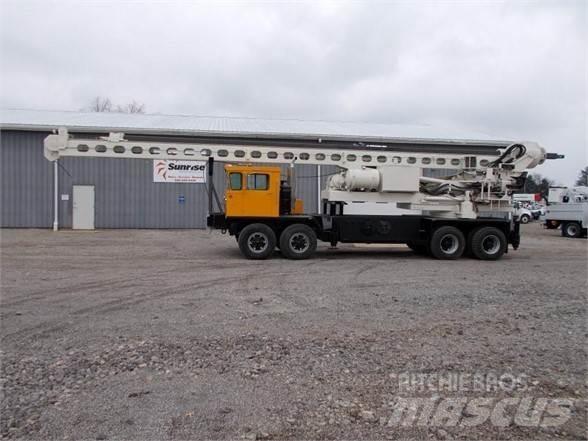  TEXOMA 900 Borerigger
