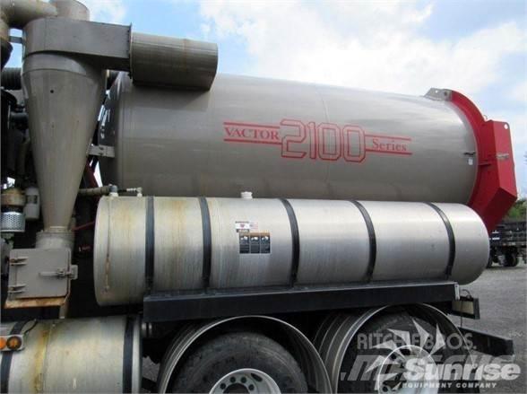Vactor 2100 Tanker